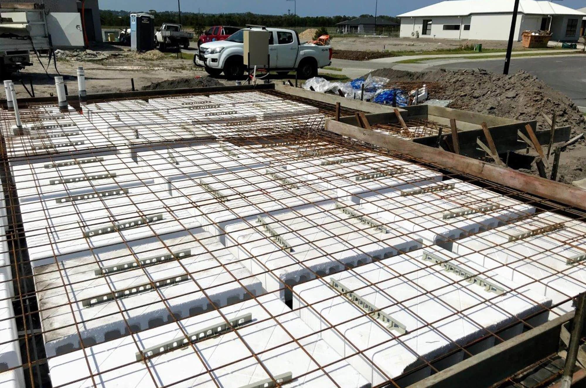 656d25476598f7bad53a22d1 WaffleSlab 01