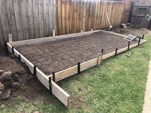 Garage / Shed Slabs 10 FLAT SLAB 2 Stages CRushed rock in with reo ontop ready for concrete 600x450 1